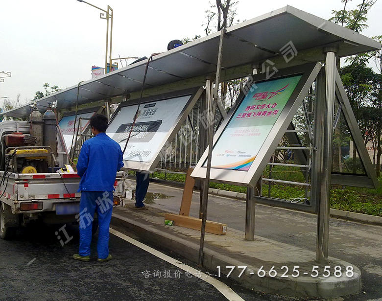 湖南長沙不銹鋼公交候車亭案例